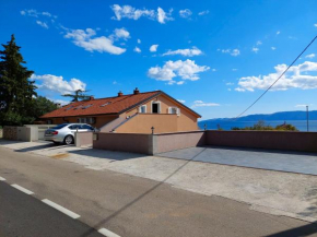Apartments Toby, Novi Vinodolski